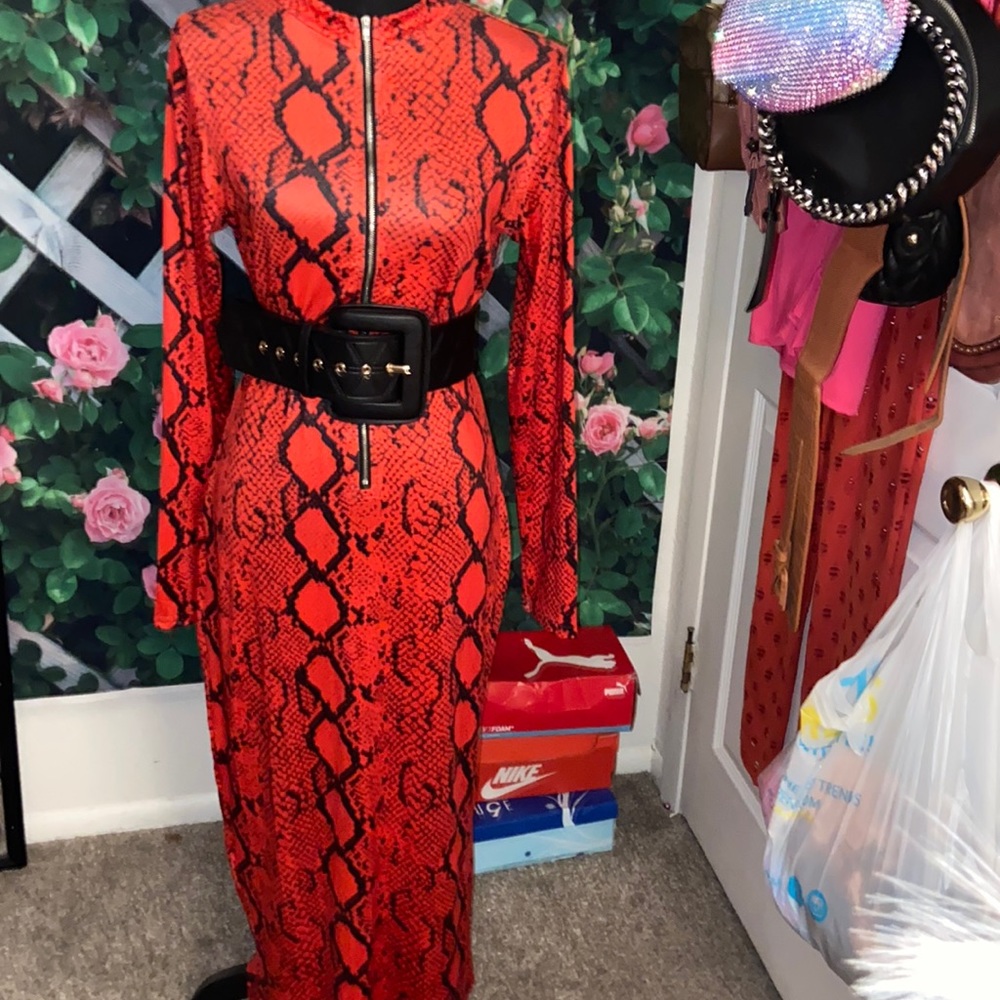 Womens longsleeve maxi dress